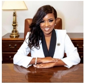 Chile, Political Hot Takes: Jasmine Crockett on Rebate Controversy